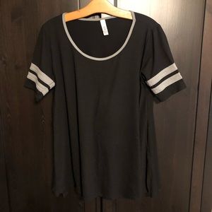 LulaRoe Classic Tee